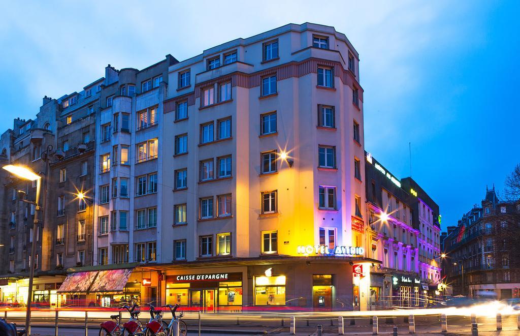 Hotel Astrid รูออง ภายนอก รูปภาพ