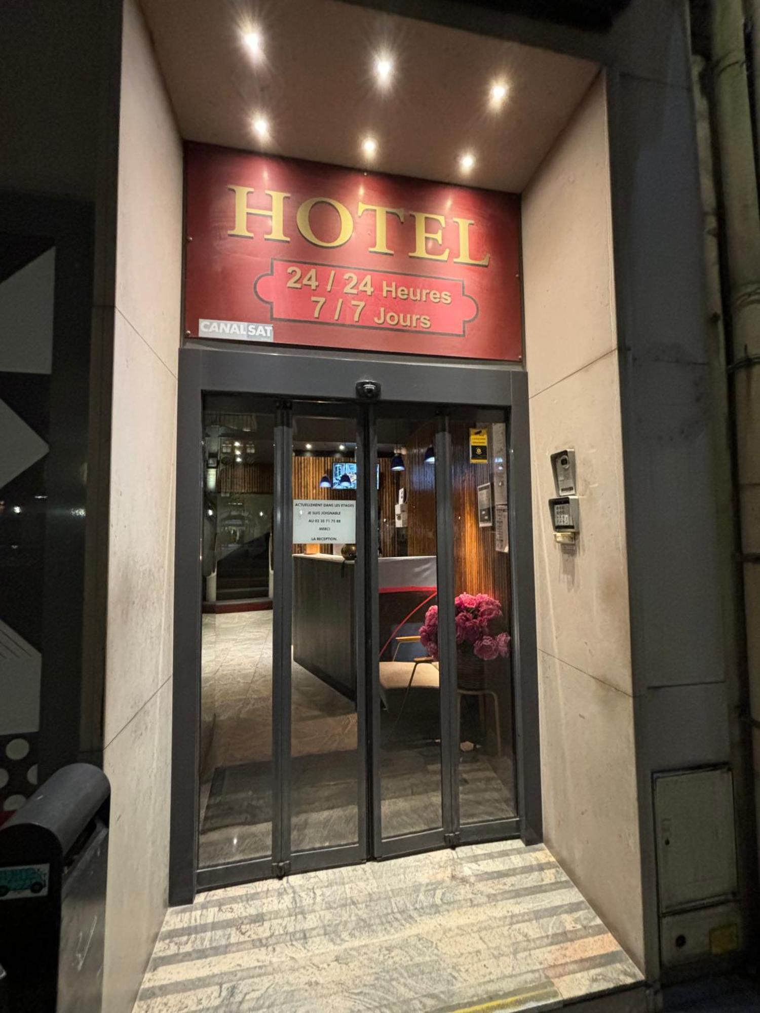 Hotel Astrid รูออง ภายนอก รูปภาพ