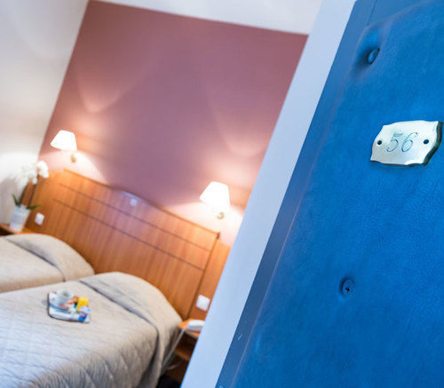 Hotel Astrid รูออง ภายนอก รูปภาพ